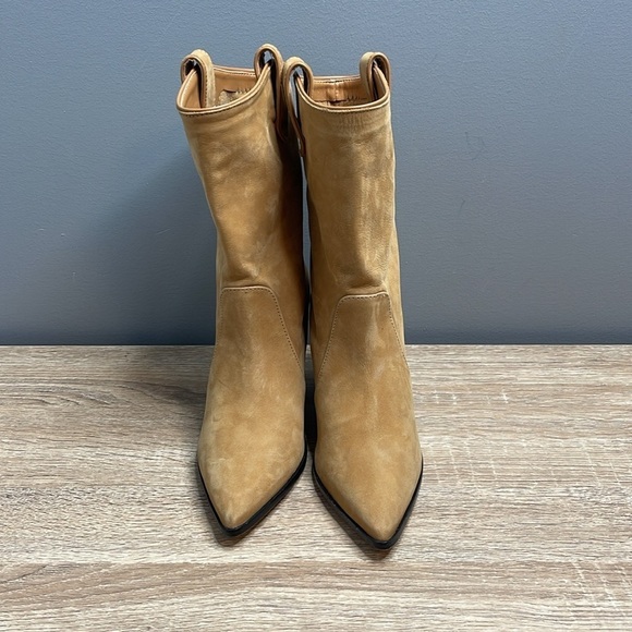 Schutz NWT Mackie Nubuck Leather Western Boots Honey Tan Pointed Toe Block Heel - Picture 5 of 10